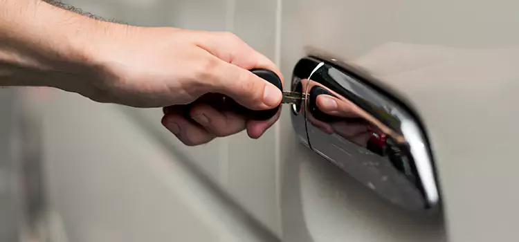 Why Choose Our Auto Locksmith Team in Shawnee, KS?